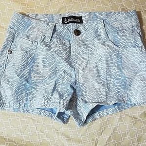 Blue/White shorts